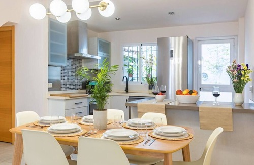 San Basilio House | 3 BD house with Private Solarium and patio