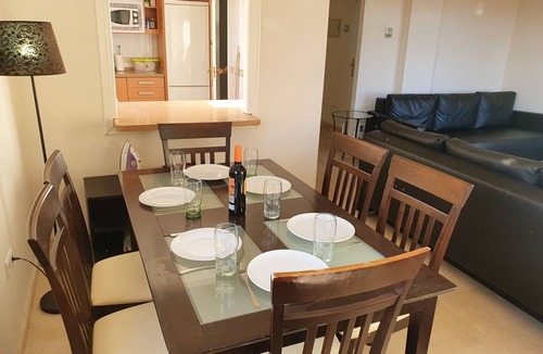 Puerto de la Duquesa Apartment | 3 Bed Penthouse - Sleeps 8 - Pool - Sea View