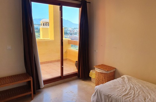 Puerto de la Duquesa Apartment | 3 Bed Penthouse - Sleeps 8 - Pool - Sea View