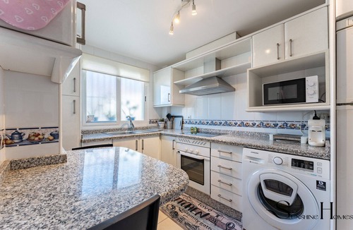 Torrequebrada Ski Chalet | 3-Bed Seaview Escape: Pool, Garage, 4 Terraces