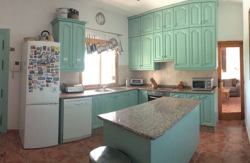 Alora Villa | 3 bed villa surrounded with tropical gardens with private pool 2 km from town.