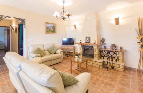 Corumbela House | 3 bedroom accommodation in Corumbela