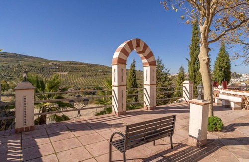 Baena Apartment | 3 bedroom accommodation in Baena