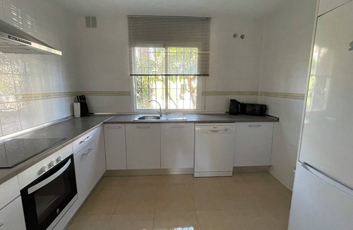 Urbanizacion Puerto de Estepona Apartment | 3 bedrooms apartment close to the beach, port and old town