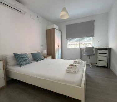 Pedregalejo Playa Apartment | 300 Metros to Pedregalejo Beach & Seaside Dining