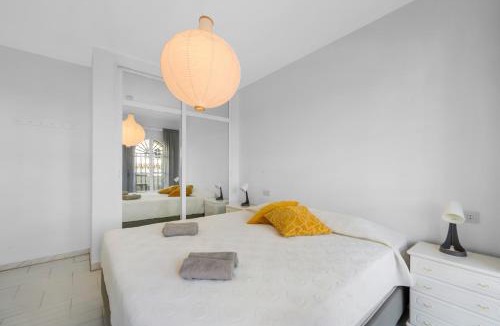 Las Lagunas House | 3BR Villa Fuengirola Quiet Area Terrace Pool