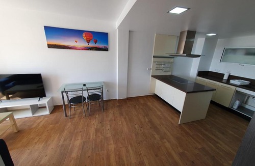 La Linea de la Concepcion Apartment | 3EBA, 56m2, Aire Acond, 1 dormit, 4 huéspedes, WIFI GRATIS