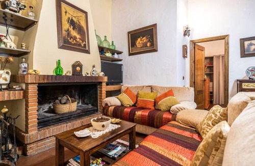 Jubrique House | 4 bedroom accommodation in Jubrique