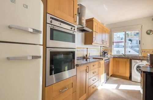 Almayate Bajo Apartment | 43813- 3 bedroom- Beautiful accommodation with private pool
