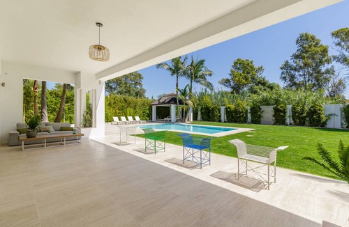 Guadalmina House | 450 m² House ∙ 5 bedrooms ∙ 10 guests