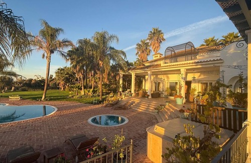 Benalup-Casas Vieja Villa | 48. Luxury Eco Villa with Pool, Jacuzzi & Daily Breakfast – Benalup