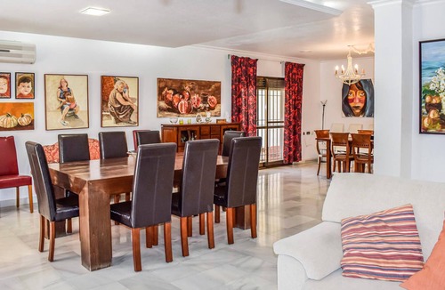 Puerto Lumbreras House | 5 bedroom accommodation in PUERTO LUMBRERAS