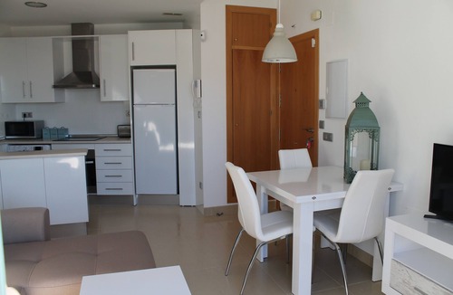 Torrox Apartment | 5* Rated Luxury Apartment~Free WiFi~AirCon~Close to Beach~Walk to Restaurants.