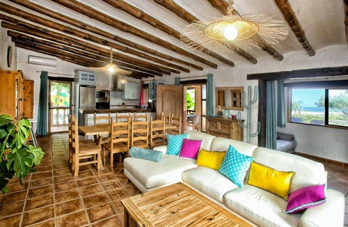Aguilas Villa | 5mn Beach, Swimming pool, Sea view, Exotic garden, Air-conditioned, Ideal for families.