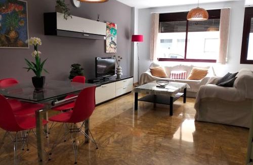 Valdeolleros Apartment | 602 Moderno y Amplio apartamento en Valdeolleros