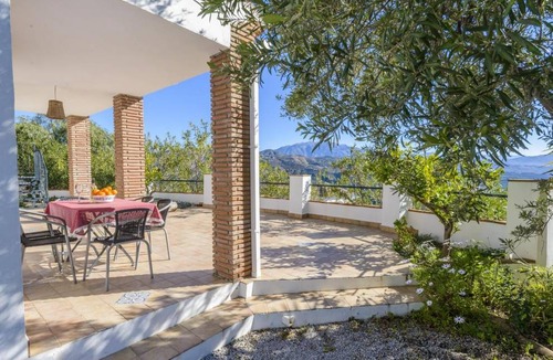 Cutar House | 65 m² House ∙ 2 bedrooms ∙ 6 guests