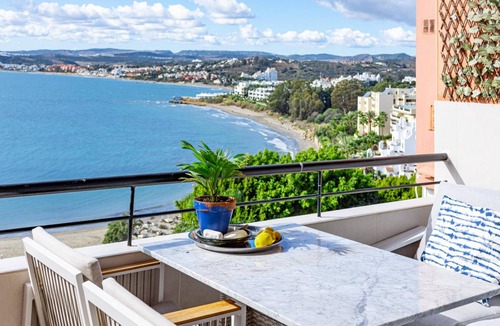 Estepona Apartment | 80 m² Apartment ∙ 3 bedrooms ∙ 6 guests