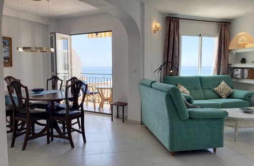 Nerja City Centre Apartment | 85 m² Apartment ∙ 2 bedrooms ∙ 4 guests