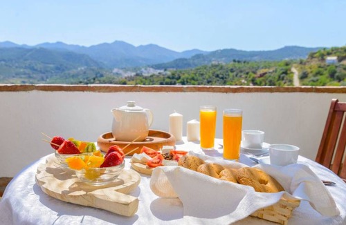 Monda House | 90 m² House ∙ 3 bedrooms ∙ 6 guests