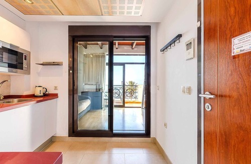 Caleta de Velez Apartment | A&n Seaport 3 A