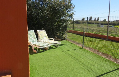 Puerto de la Duquesa Apartment | A spacious first floor with views of the vineyards and the sea.