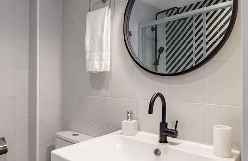 San Diego Apartment | (A1) Style 9.3