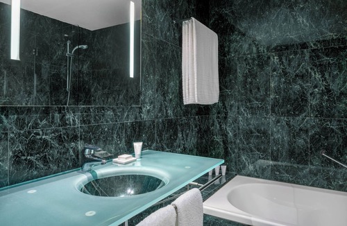 Huelva Hotel | AC Hotel Huelva by Marriott