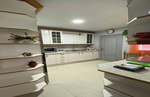 Pinos Genil House | ACCOMMODATION MARIA (20 KM FROM SIERRA NEVADA AND 7 KM TO GRANADA)