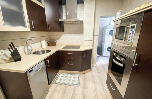 Valdeolleros Apartment | Acogedor apartamento cerca del centro ideal pareja