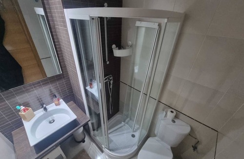Puerto de la Duquesa Condo | acogedor apartamento con vista al mar en Manilva