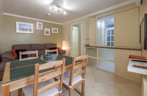 Historical Center Apartment | Acogedor Apartamento junto a la Plaza del Salvador