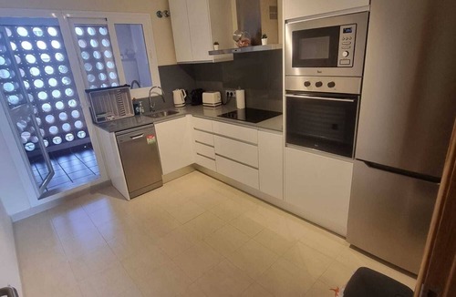 Puerto de la Duquesa Apartment | Acogedor Piso en Manilva a Unos Minutos del Puerto de la Uquesa