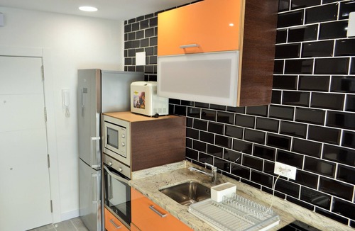 Poligono Alameda Apartment | ACOGEDOR Y MIMADO APARTAMENTO JUNTO ESTACIONES DE MALAGA Y CENTRO DE LA CIUDAD
