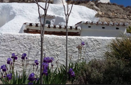 Baza Cabin | Al Jatib Caves. Cave 2