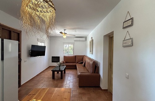 Arahal Villa | Alba cottages (Casa rural Olivo) with private swimming pool.