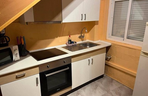 Beiro House | Albalh Apartments-Casa Dori in Albaicín Granada with Terrace and Free Parking