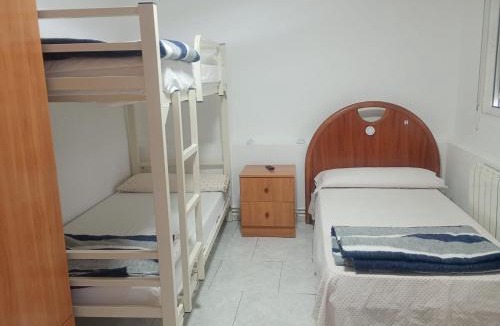 Villamayor del Rio Bed & Breakfast | albergue bar villamayor