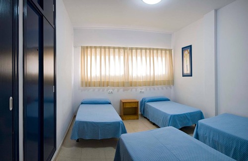La Palmera-Reina Mercedes Hostel | Albergue Inturjoven Sevilla - Hostel