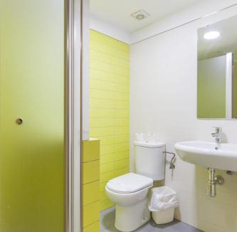 La Palmera-Reina Mercedes Hostel | Albergue Inturjoven Sevilla