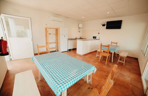 Almodovar del Rio Hotel | Albergue Multiaventura Active Andalucía