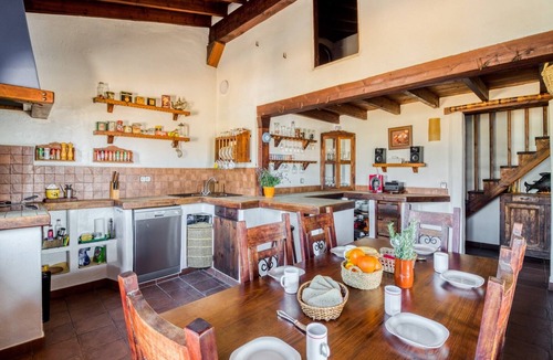 Los Cortijillos Cottage | Alcaucín Cottage for Families