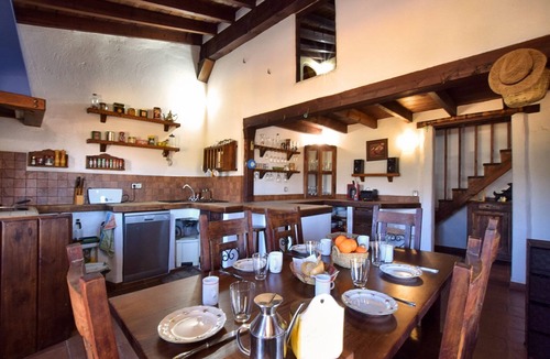 Los Cortijillos Cottage | Alcaucín Cottage for Families