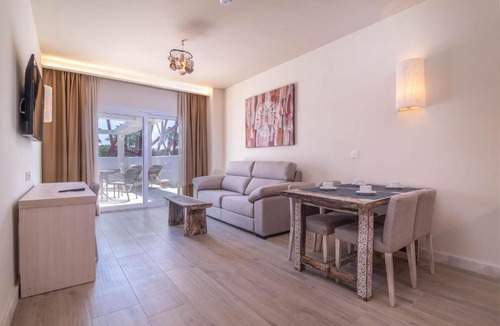 Gelves Apartment | Aljarafe Suites by QHotels