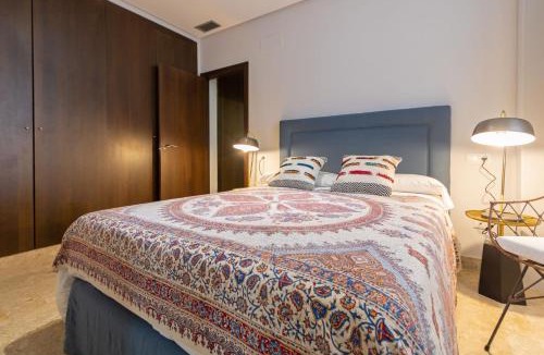 San Bernardo Apartment | Alkazar Gardens Old Town 6 pax