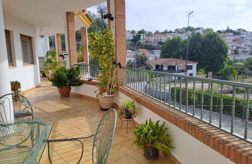 Frailes House | Alojamiento Árdales