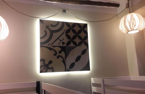 Albaicin Hostel | Alojamiento con Encanto la Luna en el Alba