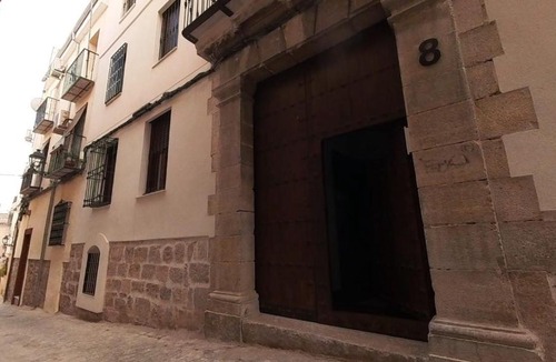 Jaen Apartment | Alojamiento Los naranjos con Piscina y Parking gratuito