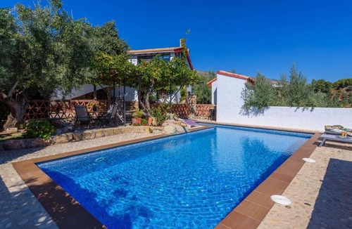 Huelma House | Alojamiento Rural El Aguelo Belmez de la Moraleda by Ruralidays