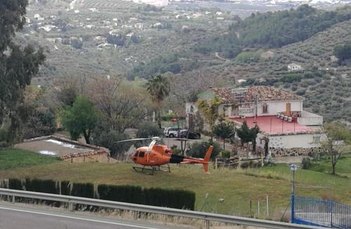 Jaen House | Alojamiento Rural la Caseria de Piedra Restaurante