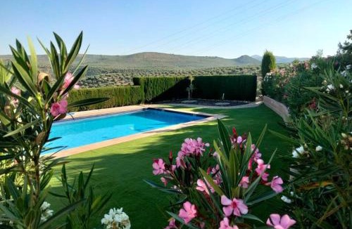 Huelma House | Alojamiento Rural La Viña del Cerezo